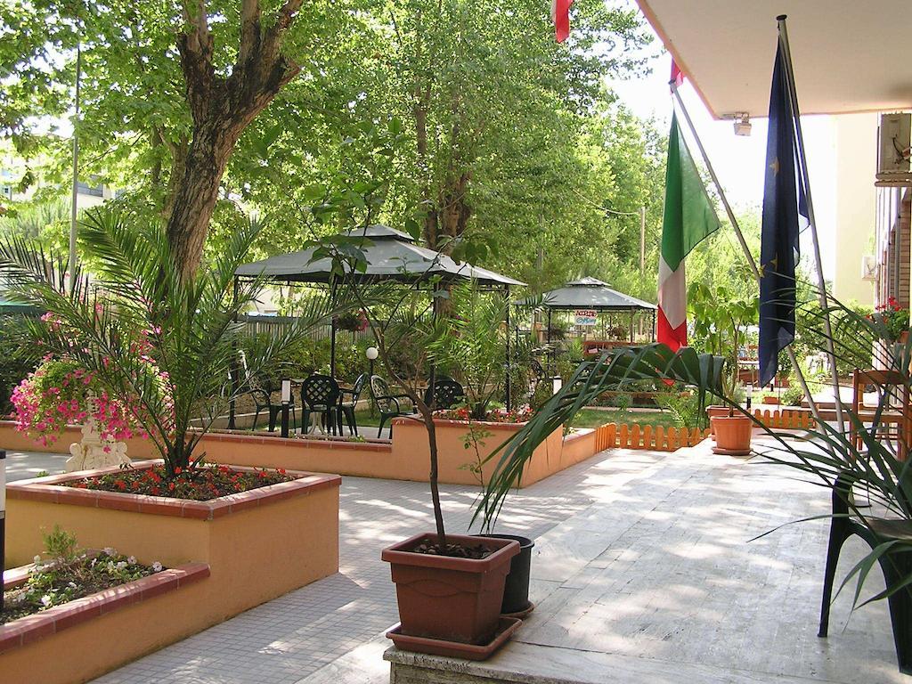 Villaggio Accademia Чезенатіко Екстер'єр фото