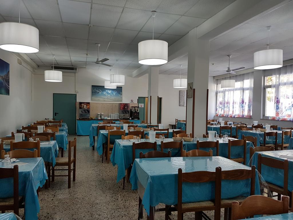 Villaggio Accademia Чезенатіко Екстер'єр фото