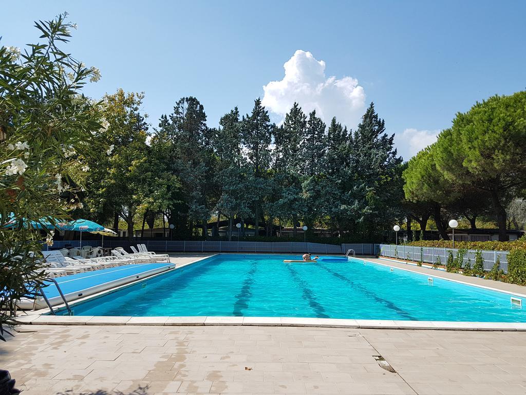 Villaggio Accademia Чезенатіко Екстер'єр фото